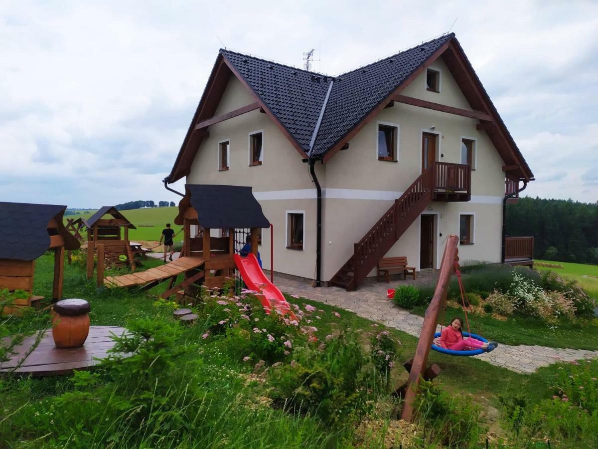 Apartmany Podhorama Vaclavov u Bruntalu エクステリア 写真