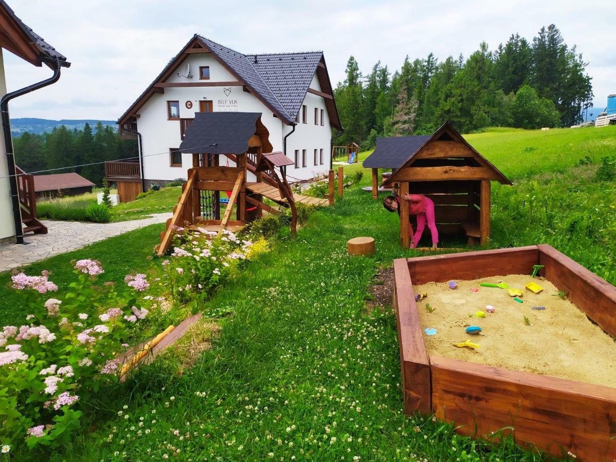 Apartmany Podhorama Vaclavov u Bruntalu エクステリア 写真